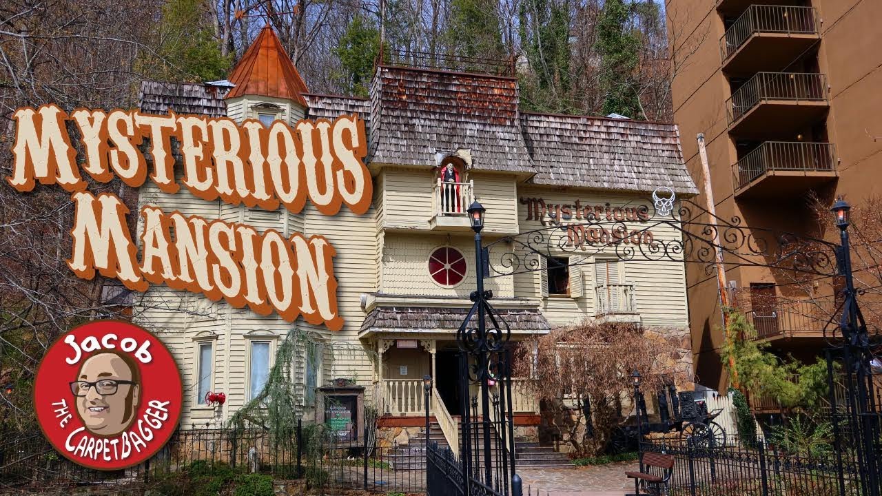 Mysterious Mansion - Haunted House Walkthrough - Gatlinburg, TN