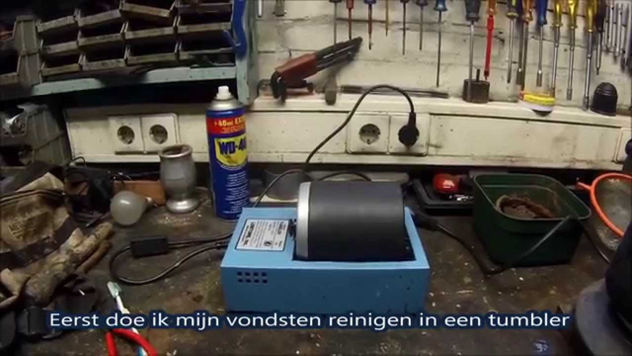 Bodemvondsten reinigen en conserveren.