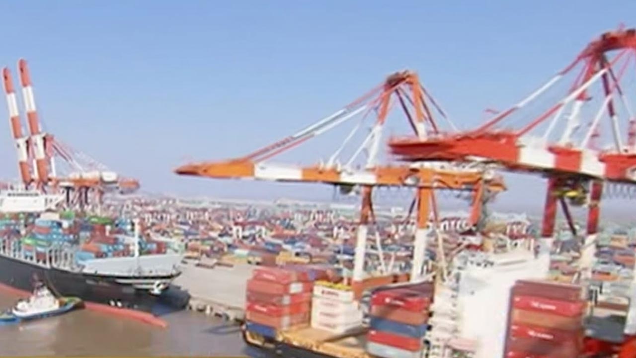 China focuses on curbing illegal capital outflows