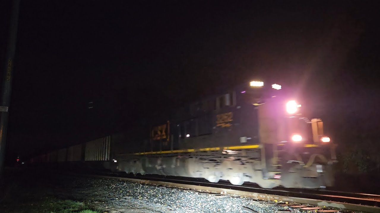CSX E520. Empty Coal Train. South Lyon, MI.