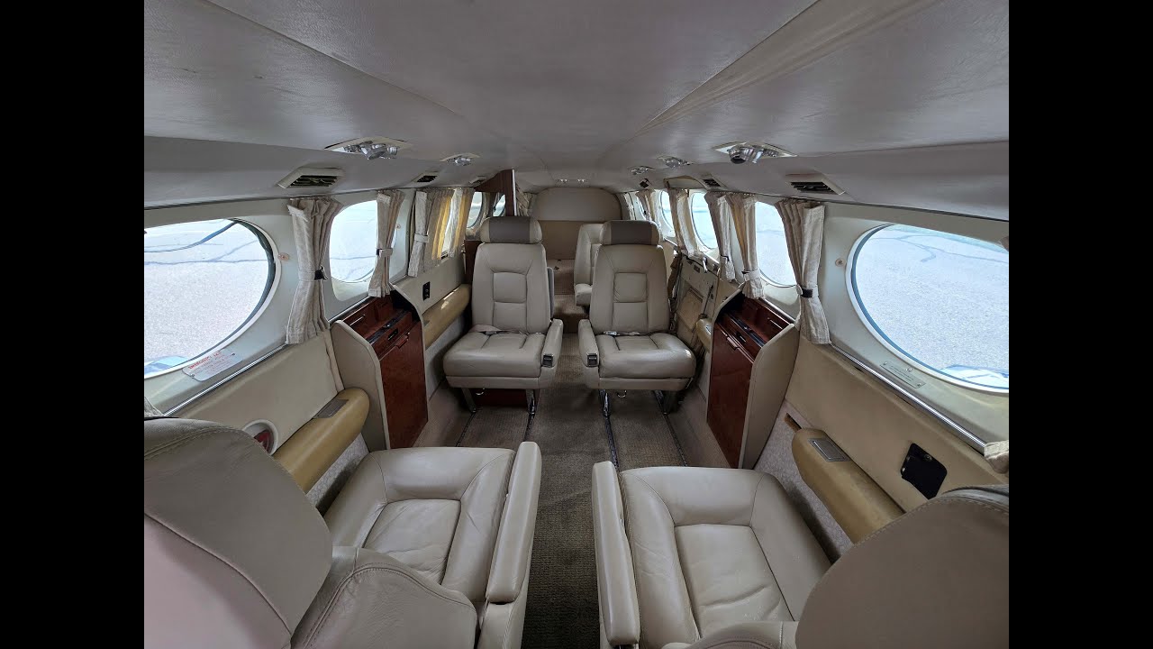 Cessna 421C N767Z Interior Tour &ndash; Pressurized Cabin for 8 Passengers