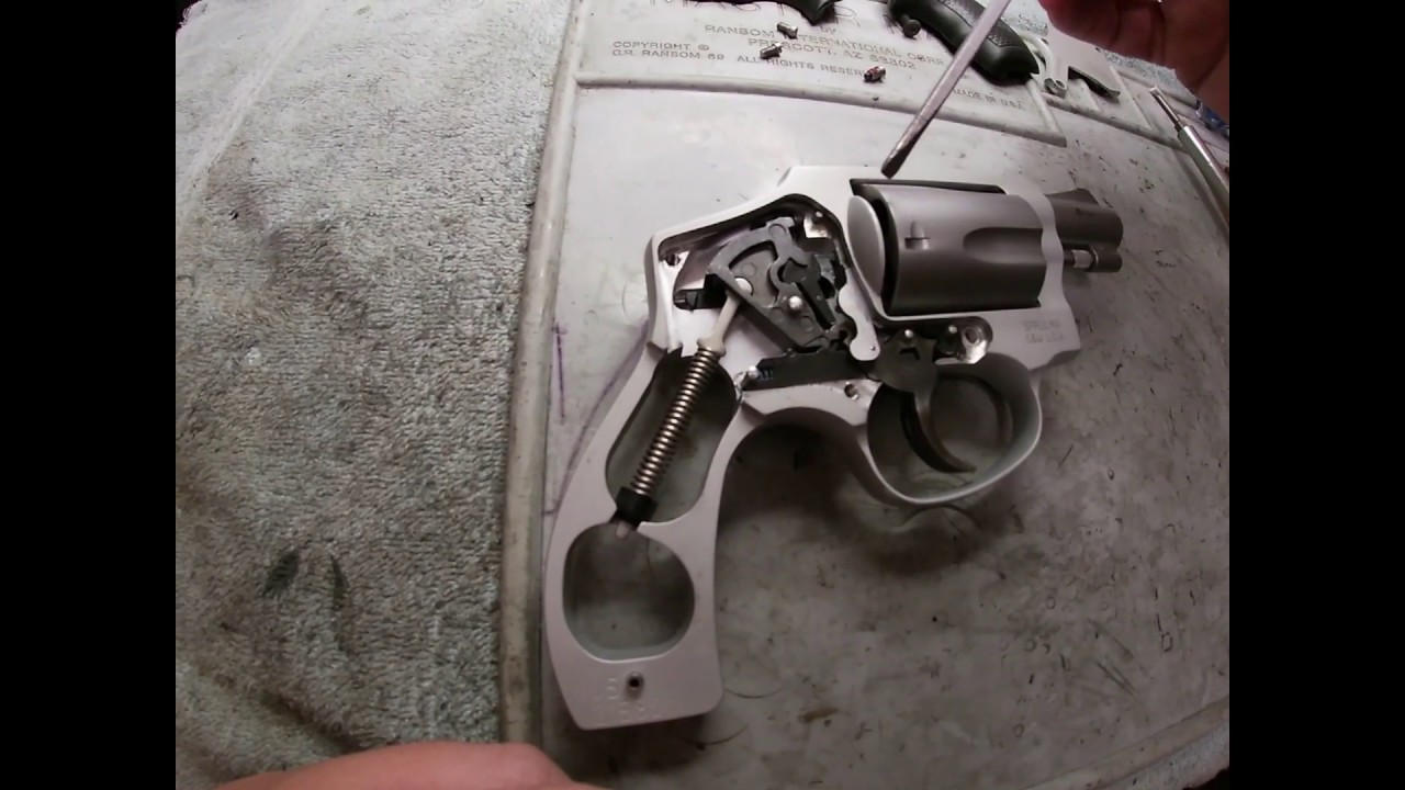 Схема и результаты работы спускового крючка Smith & Wesson 642