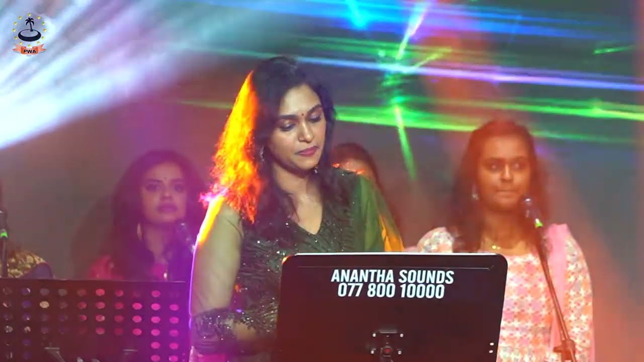 Andhi Mazhai Pozhigirathu