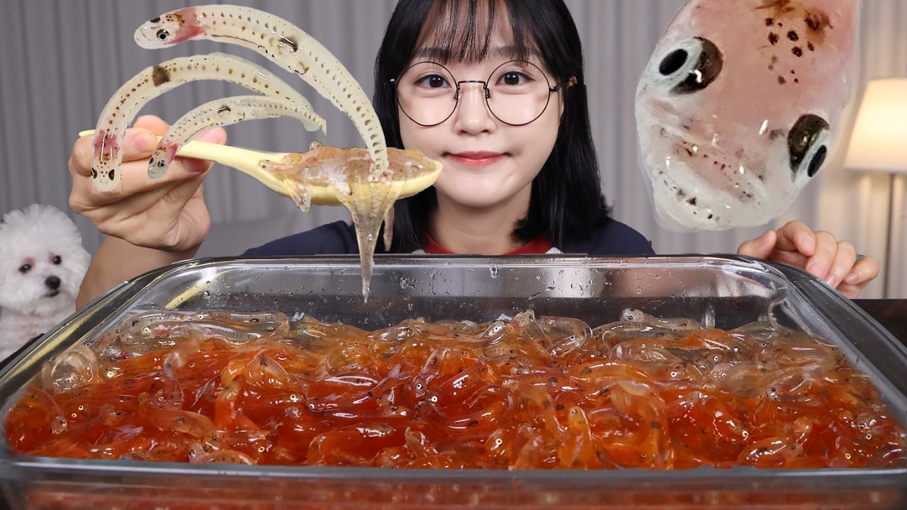 Живые прозрачные рыбки, которые шевелятся Пробую есть сырыми🐟Mukbang ASMR