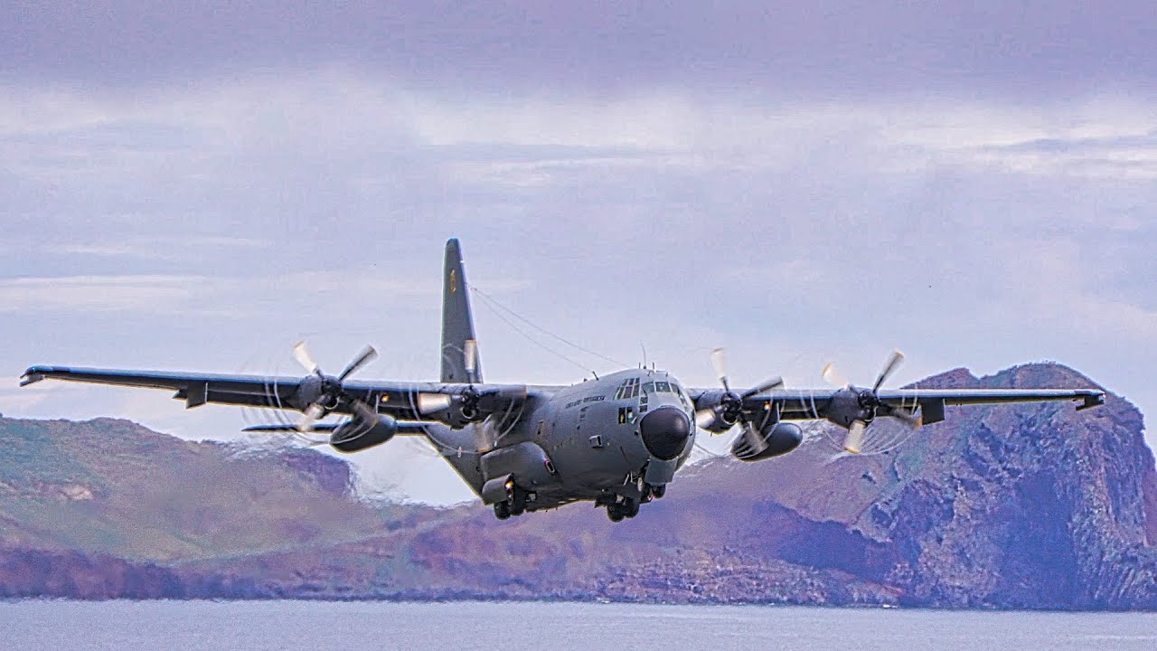 BEAUTIFUL C130 HERCULES TAKEOFF at Madeira Airport