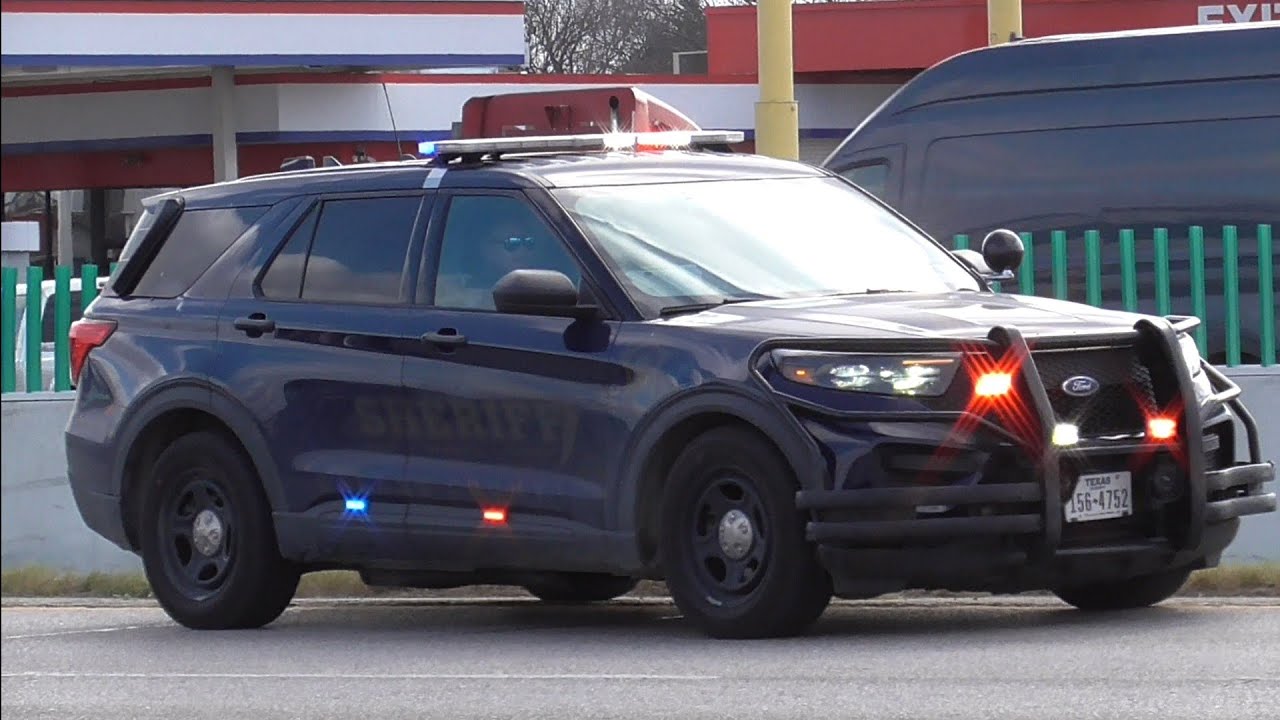 Dallas County Sheriff's Office Ghosted Unit Responding! MVC
