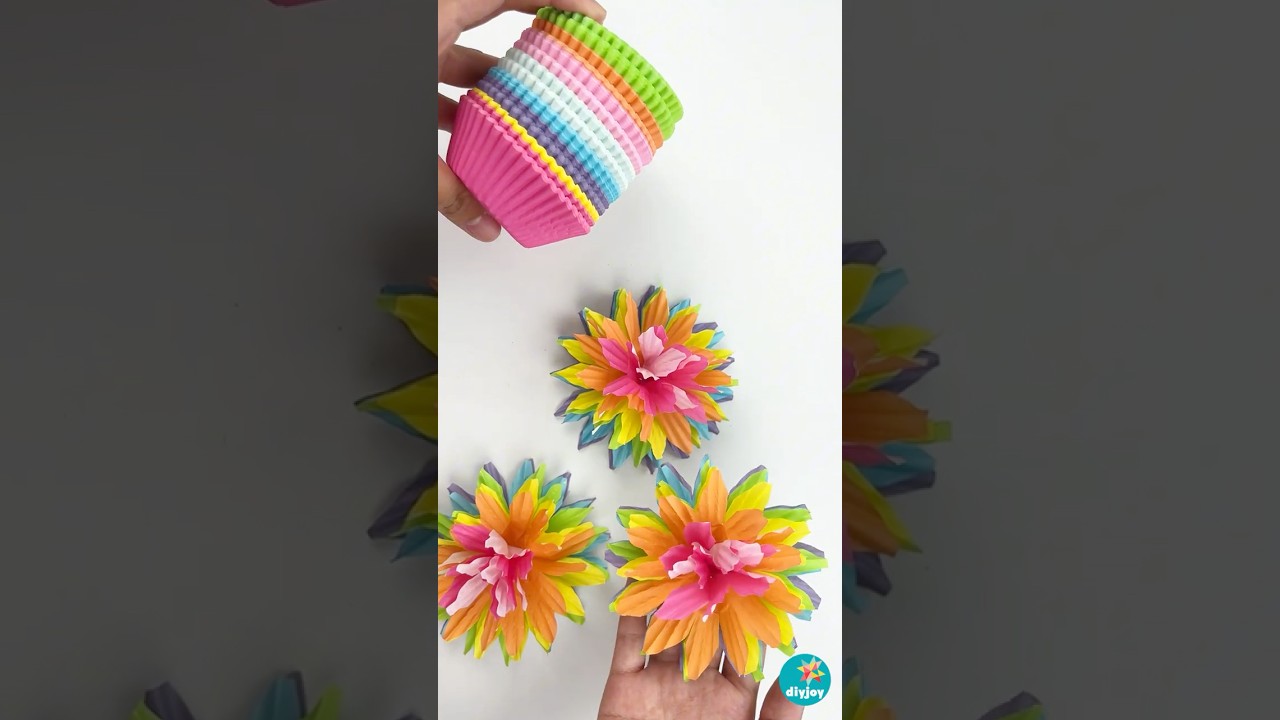 Paper Flowers Using Cupcake Liners - Easy Craft Ideas 
