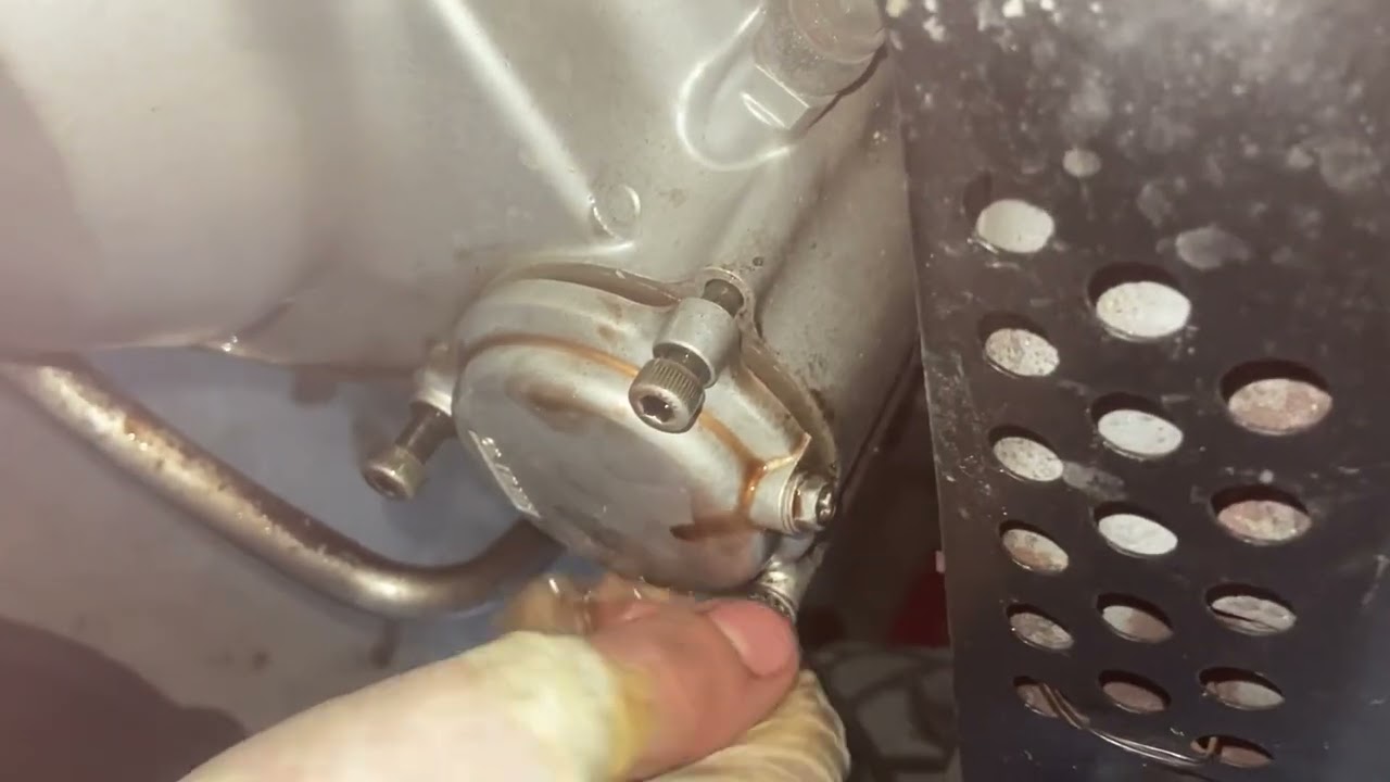 cambio olio xt 600E