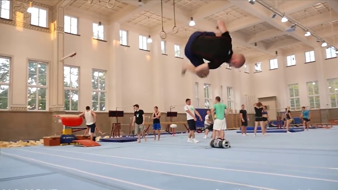 Showreel 2014   El Eggs