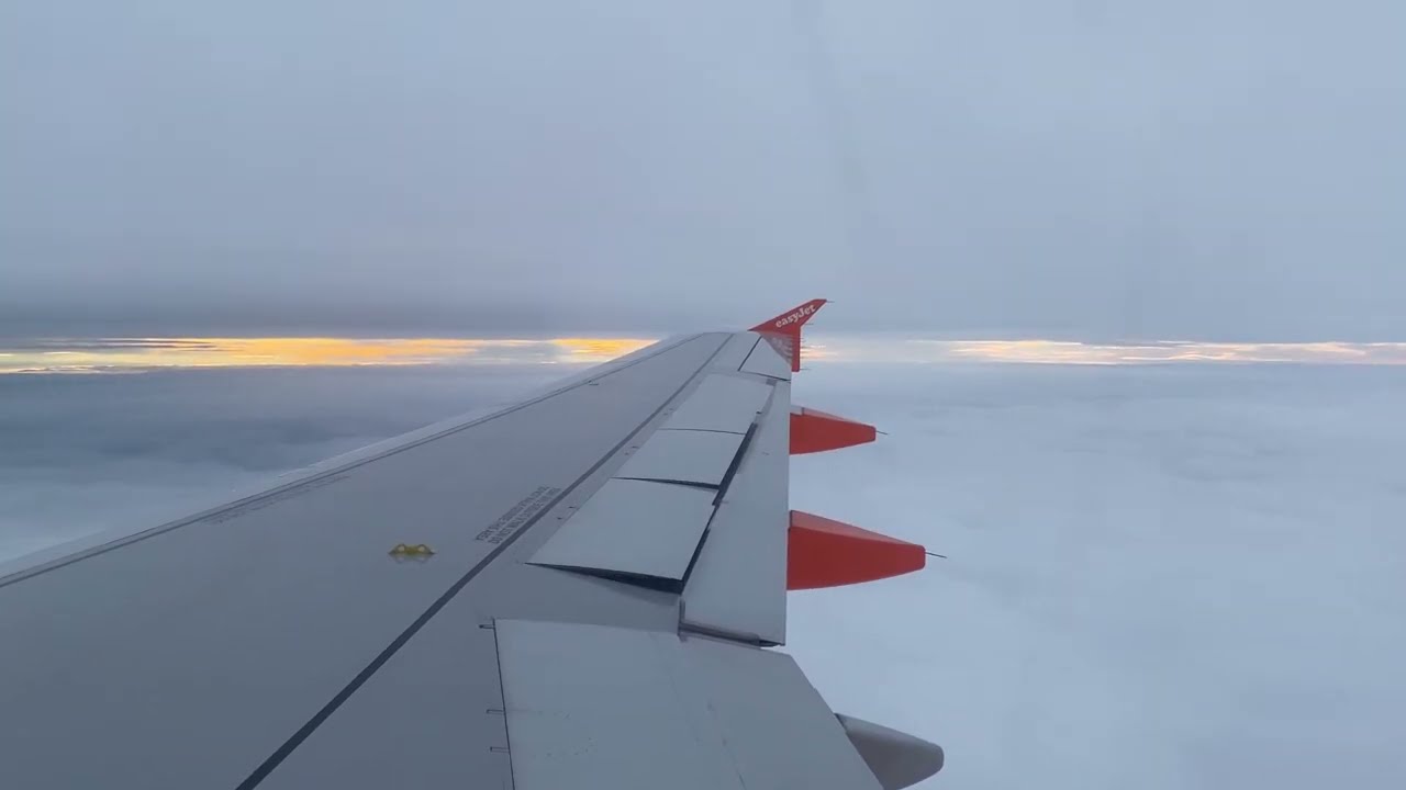 Easyjet A319 Landing at Prague Vaclav Havel Airport