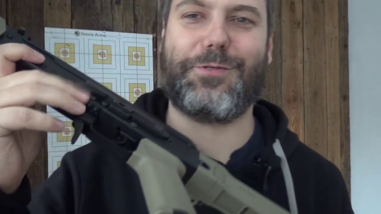 Karabin od Jacka w opinii Jacka w amerykańskim ubranku