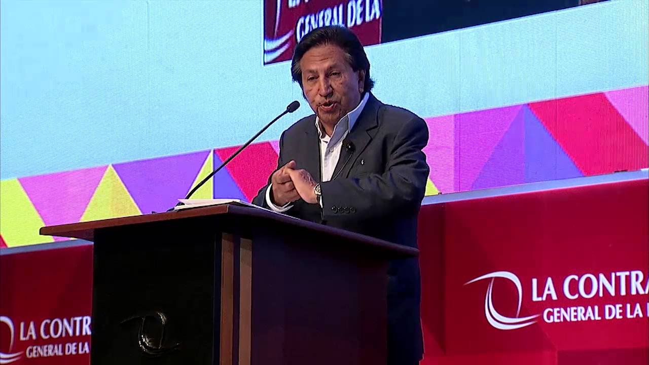 Exposición de Alejandro Toledo en la VI CAAI 2016 - 04.02.16