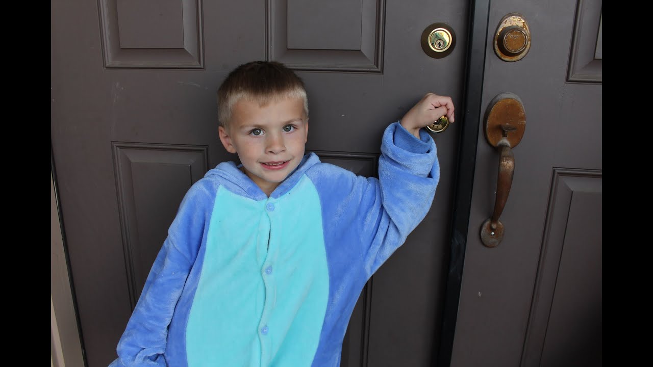 Family Fun Pack New House Tour!