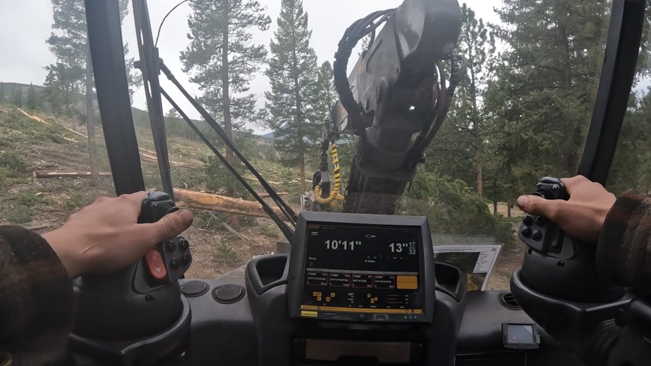 Ponsse Ergo H7 Harvester Is Cutting Like Butter