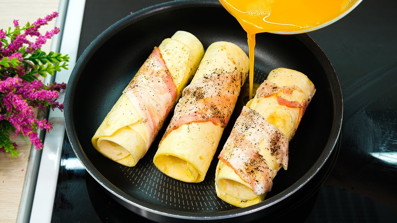 Just add an egg to the tortilla. The result will be incredible. Eggs with bacon. breakfast recipes
