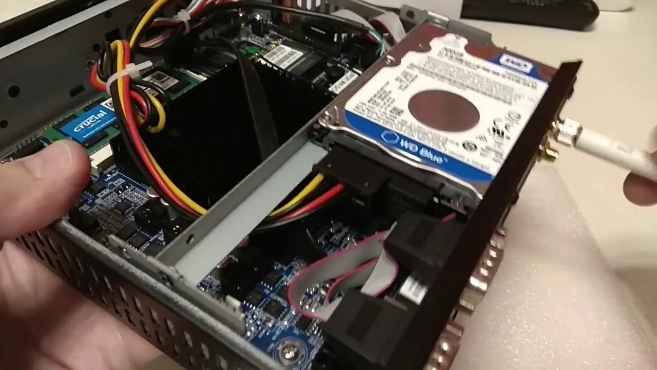 Мини ПК. Неттоп Intel J1900 Распаковка посылки с AliExpress первое включение