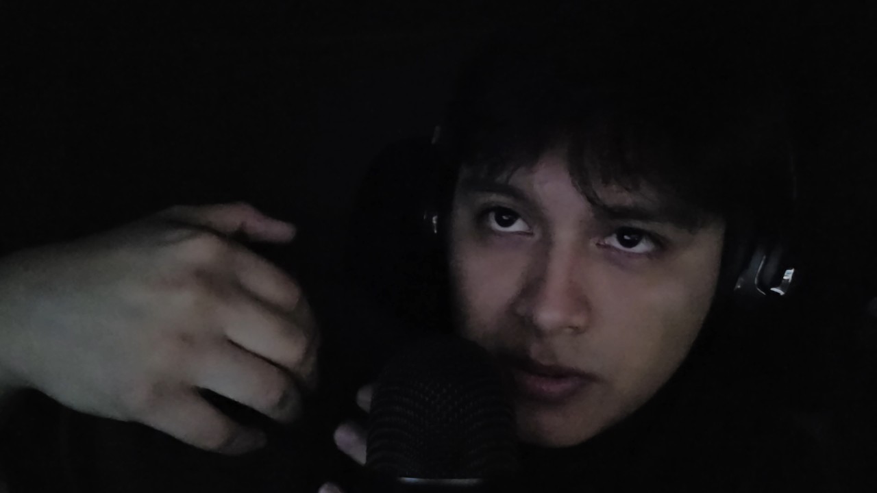 ASMR - Tapping / Whispering Session In The Dark