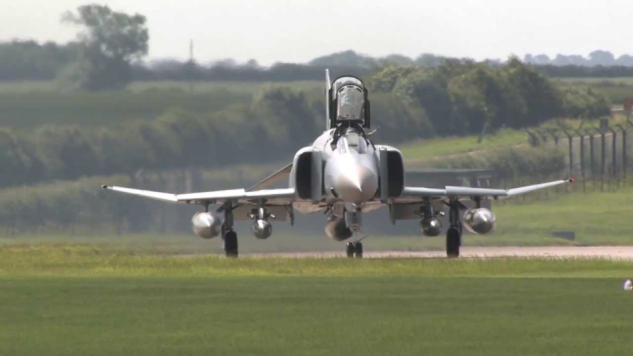 Waddington Airshow Arrivals 2012 - Airshow World