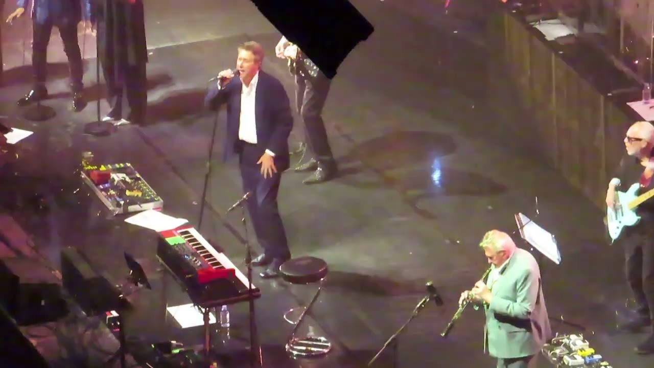 Roxy Music- Virginia Plain. A.O Arena Manchester 12/10/22