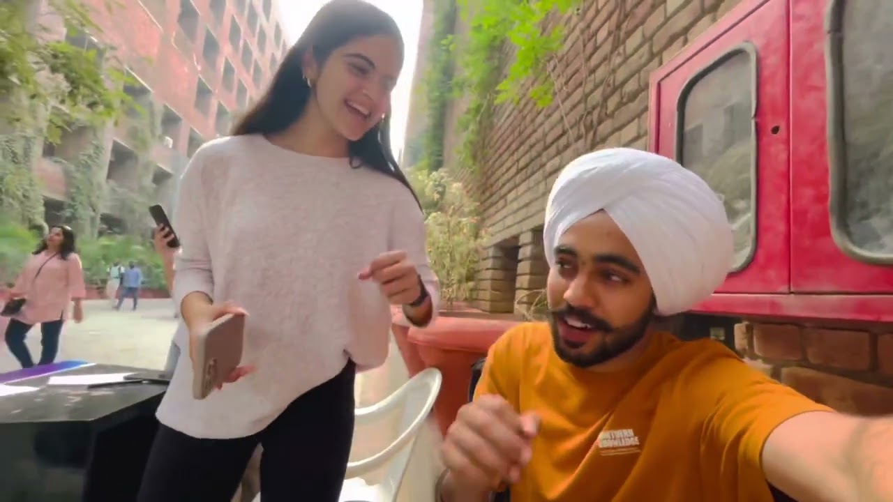 Kiran Di Laggi New Job | Coke Studio Is Coming 🙌🏼