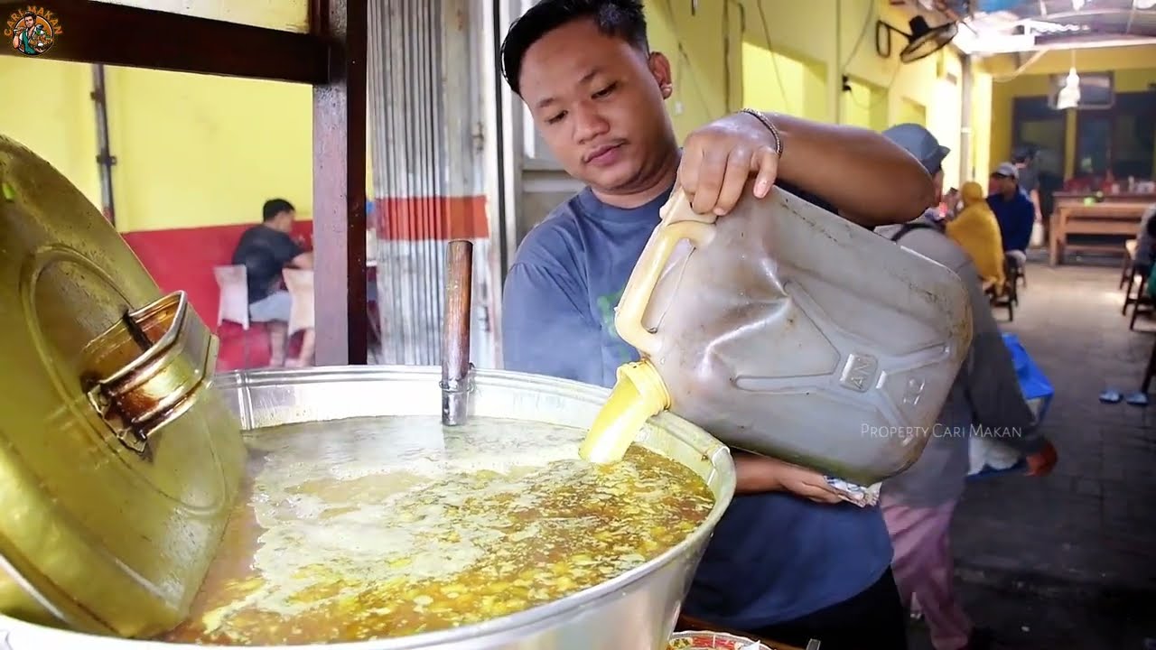 MEMBLUDAKK!! BARU BUKA LANGSUNG ANTRI PANJANG!! LENGAH DIKIT LUDES GAK KEBAGIAN - SOTO PAK NANANG