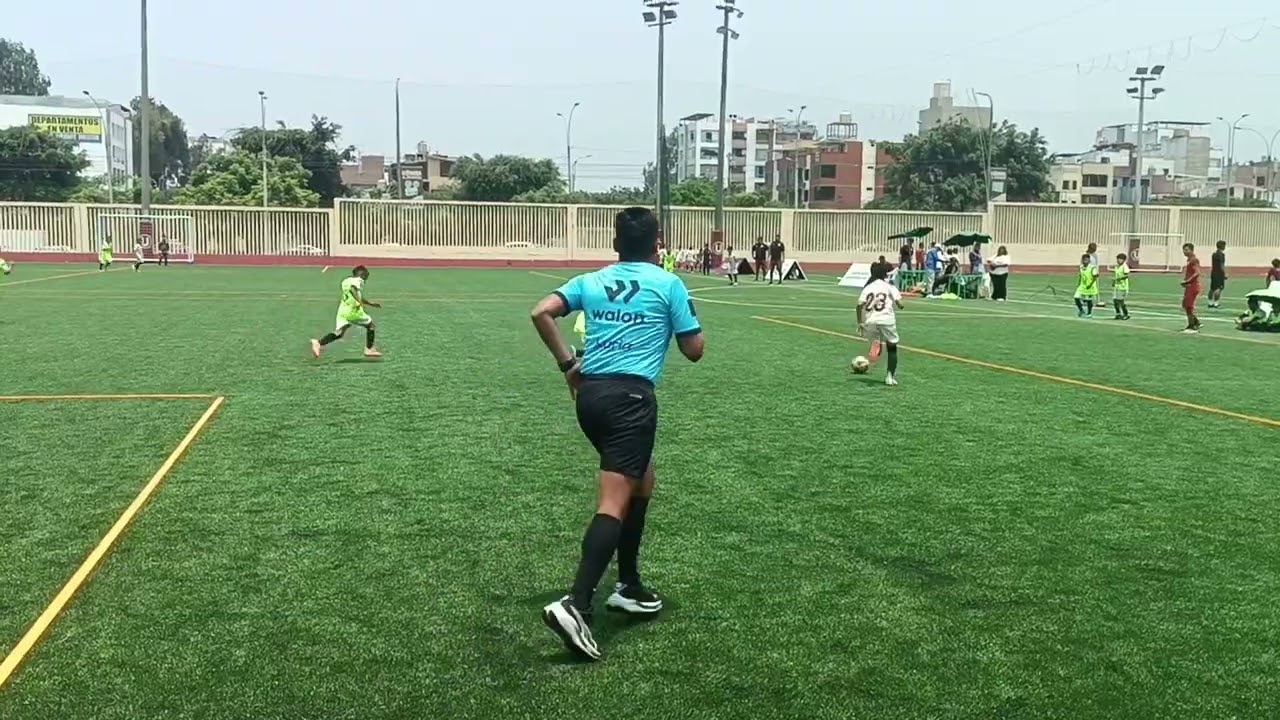 Día 4: segundo tiempo Competitivo Lolo 2016A vs. Universitario de deportes 24