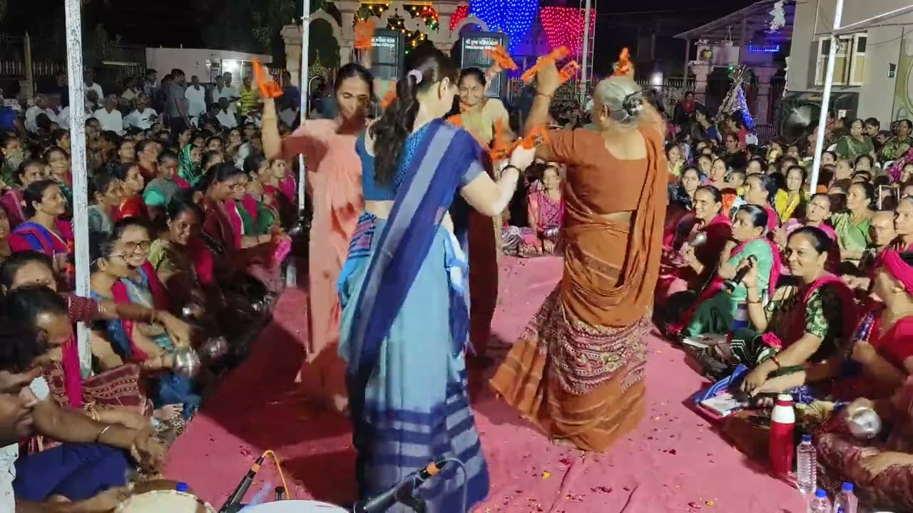 હેં હરિ હરિ તમેં બોલો રે ,..હો વાલીડા....! સ્વરઃ આશાબેન પટેલ..! કિર્તન ગમે તો સેર કરજો...!