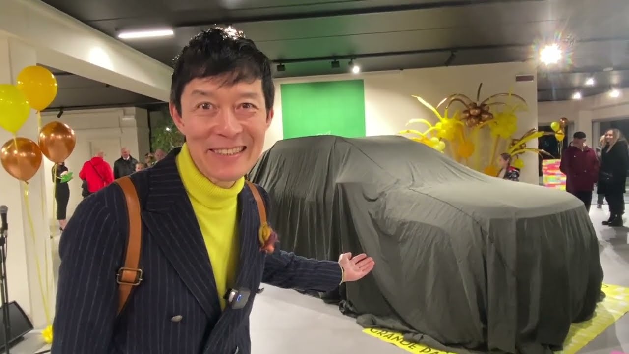 噂のフィアット・グランデパンダ、全国ツアー開始！『イタリア発 大矢アキオ ロレンツォの今日もクルマでアンディアーモ！』第57回【Movie】