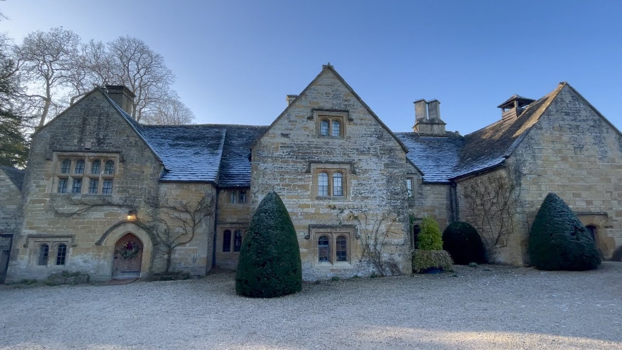 Temple Guiting Manor & Barns, Cotswolds - Frosty Garden Grounds & Lake Walk Around