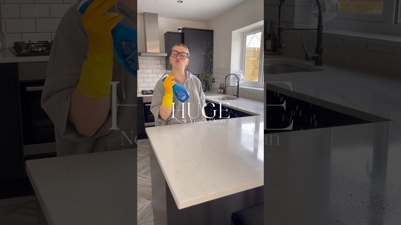 HUGE NEW YEAR CLEAN WITH ME 🤩2024 cleaning motivation #cleaning #cleaningmotivation #cleaninghacks