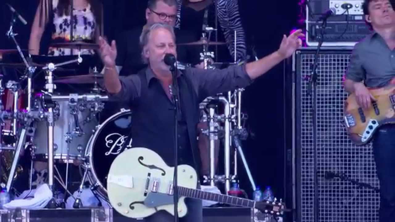 Rowwen Hèze - Limburg (Live op Concert at SEA 2015)