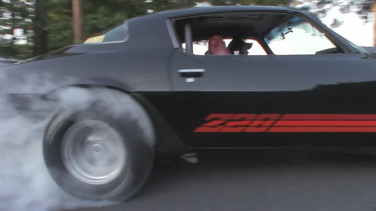 Camaro Z28 on Hoosiers - Street Burnout | MassRacingChannel