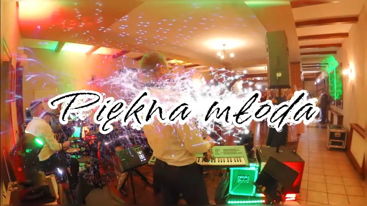 PIĘKNA MŁODA |  Tender The Live Band | sekcja dęta przygrywa młodym