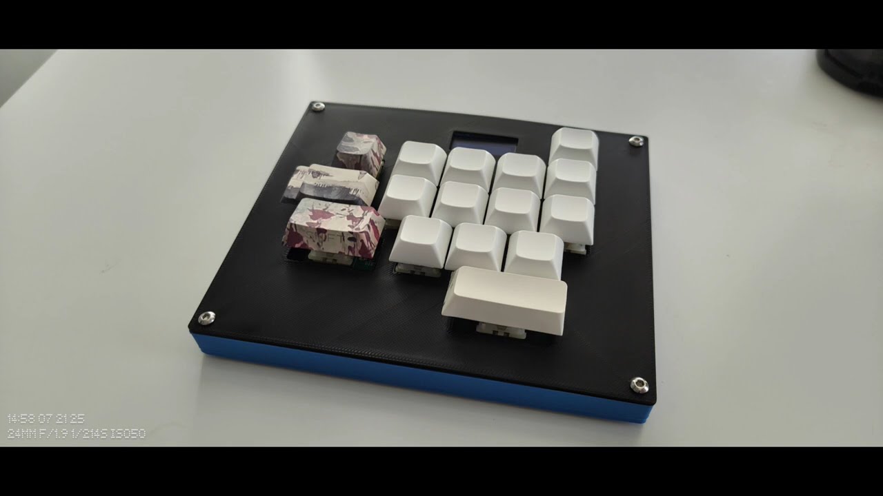 I made a Ergonomic Mini Keyboard for FPS Games :P