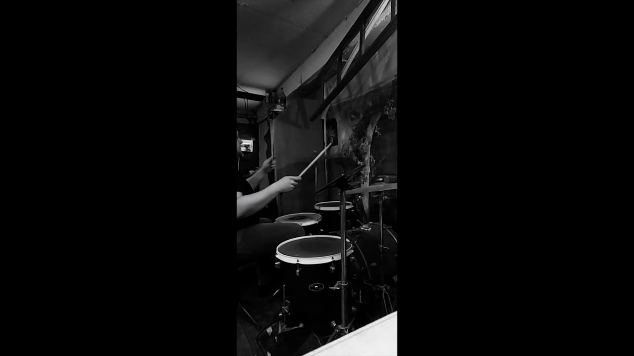 Jersey! - В твоей игре и Встречая рассвет ( Drum session с Илюхой )