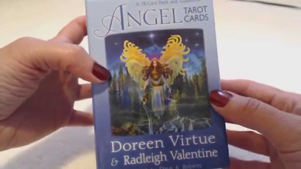Traceyhd's Review Angel Tarot Cards by Doreen Virtue and Radleigh Valentine
