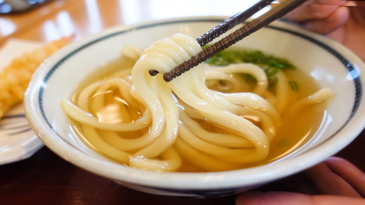 【早朝6時から毎日安い!!本格的な釜あげファン待望の店!!】釜あげ独特のふんわりモチモチ食感な讃岐うどんの名店【岡じま 丸亀店】香川県丸亀市