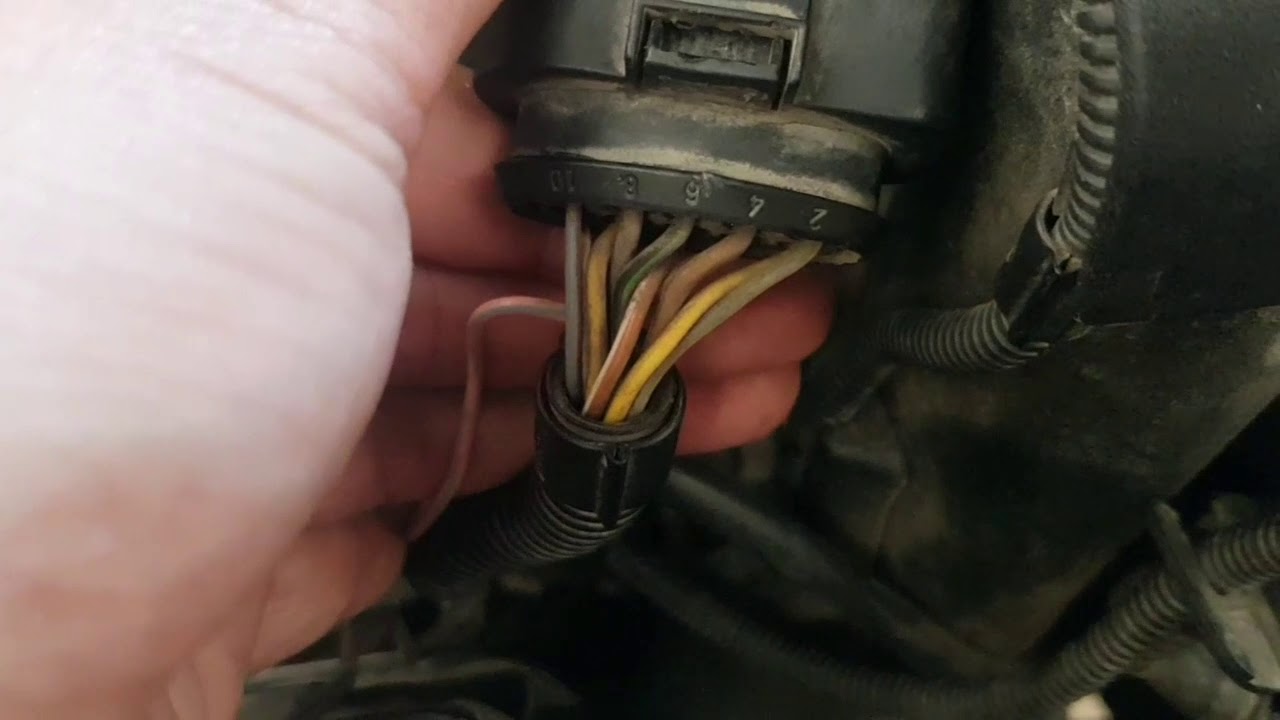 Changement antibrouillard golf 4 au led