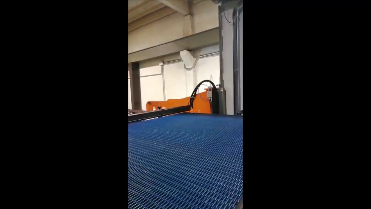 Vacuum gripper for glass jars layers powered by Vuototecnica Octopus
