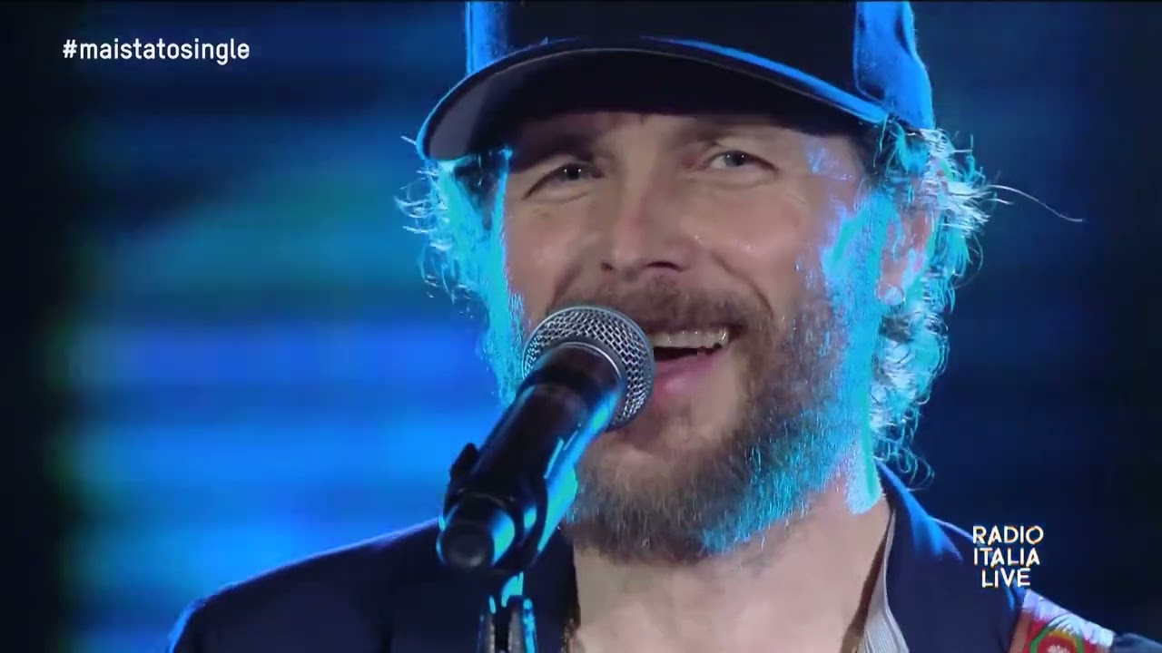 Jovanotti - Amoremio ( live radioitalia )