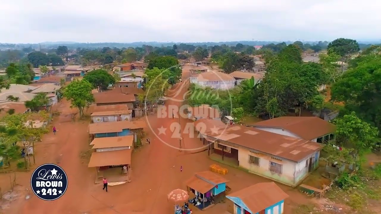 Sibiti En Vue A&eacute;rienne [Drone] | R&eacute;publique du Congo &ndash; Afrique Centrale