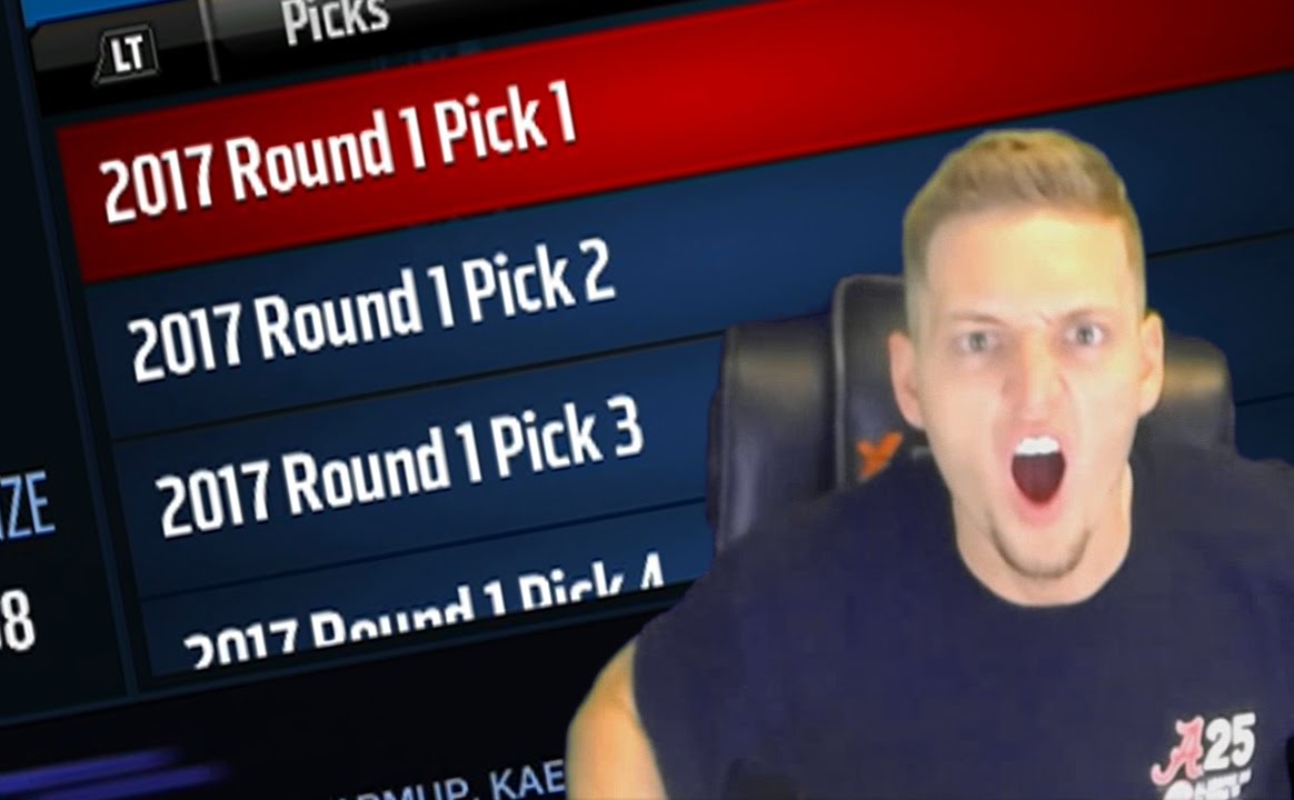 HOW TO GET UNLIMITED DRAFT PICKS IN MADDEN 17 CONNECTED FRANCHISE!