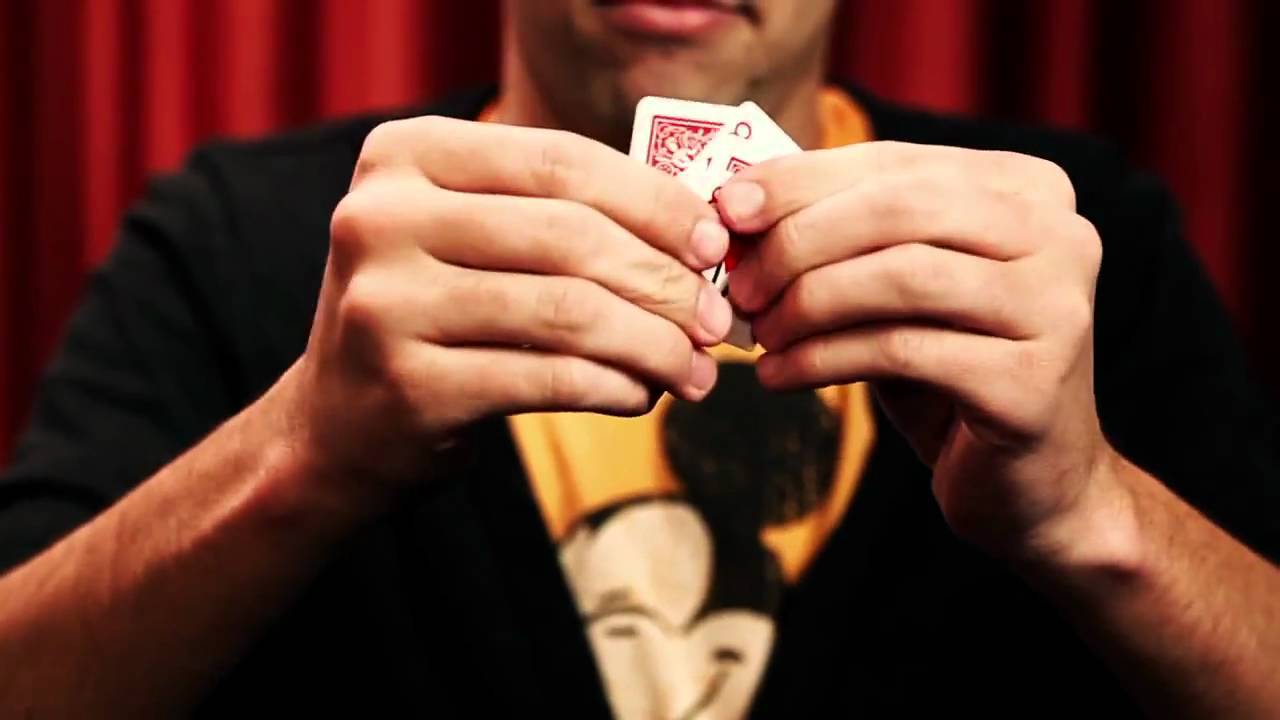 REF4M by Blake Vogt - Torn & Restored Card Trick :: theory11