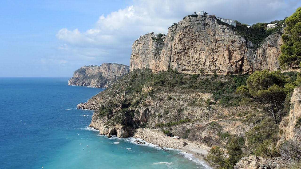 Benitatxell-Cala Moraig a Moraira Cala Llebeig por los acantilados 2023