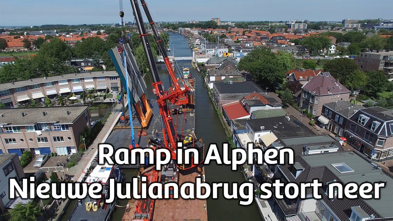 Julianabrug stort neer - Disaster: Bridge and cranes collapse