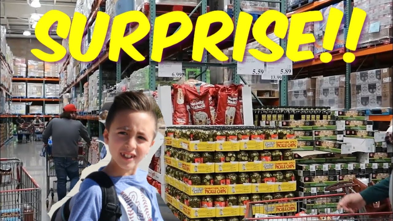 KID GETS AN UNEXPECTED SURPRISE! / LARGE COSTCO HAUL WITH 3 KIDS / LIFE AS WE GOMEZ
