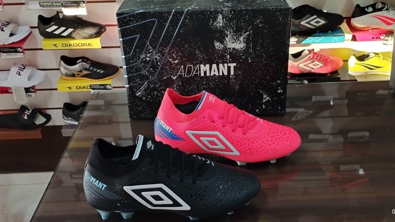 Chuteira Campo Umbro Adamant Pro