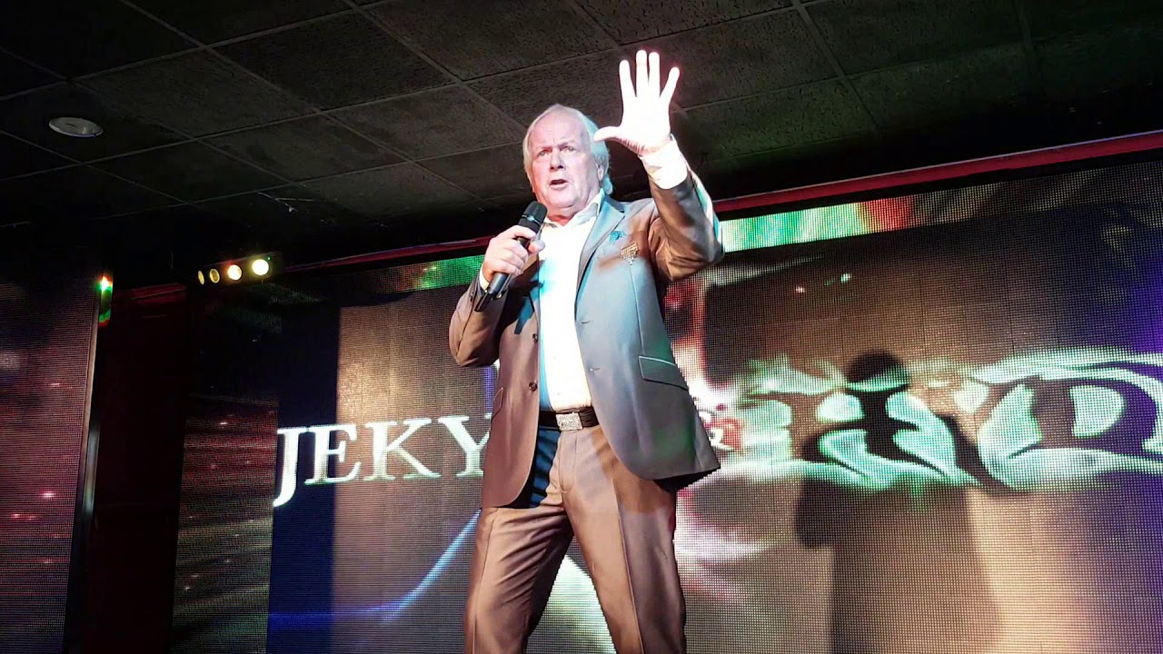 NEIL ROSS  THIS IS THE MOMENT LIVE AT THE TALK OF THE COAST