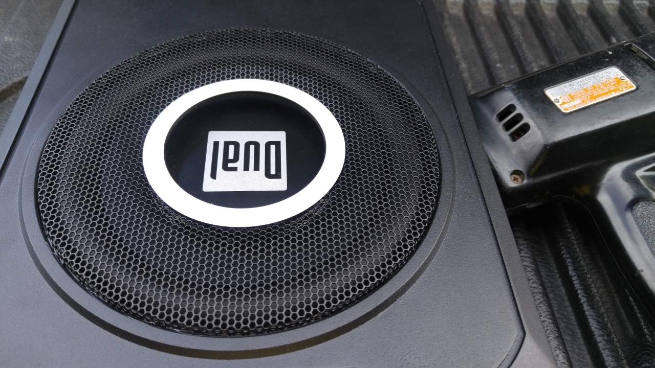 Underseat Sub-woofer Install!