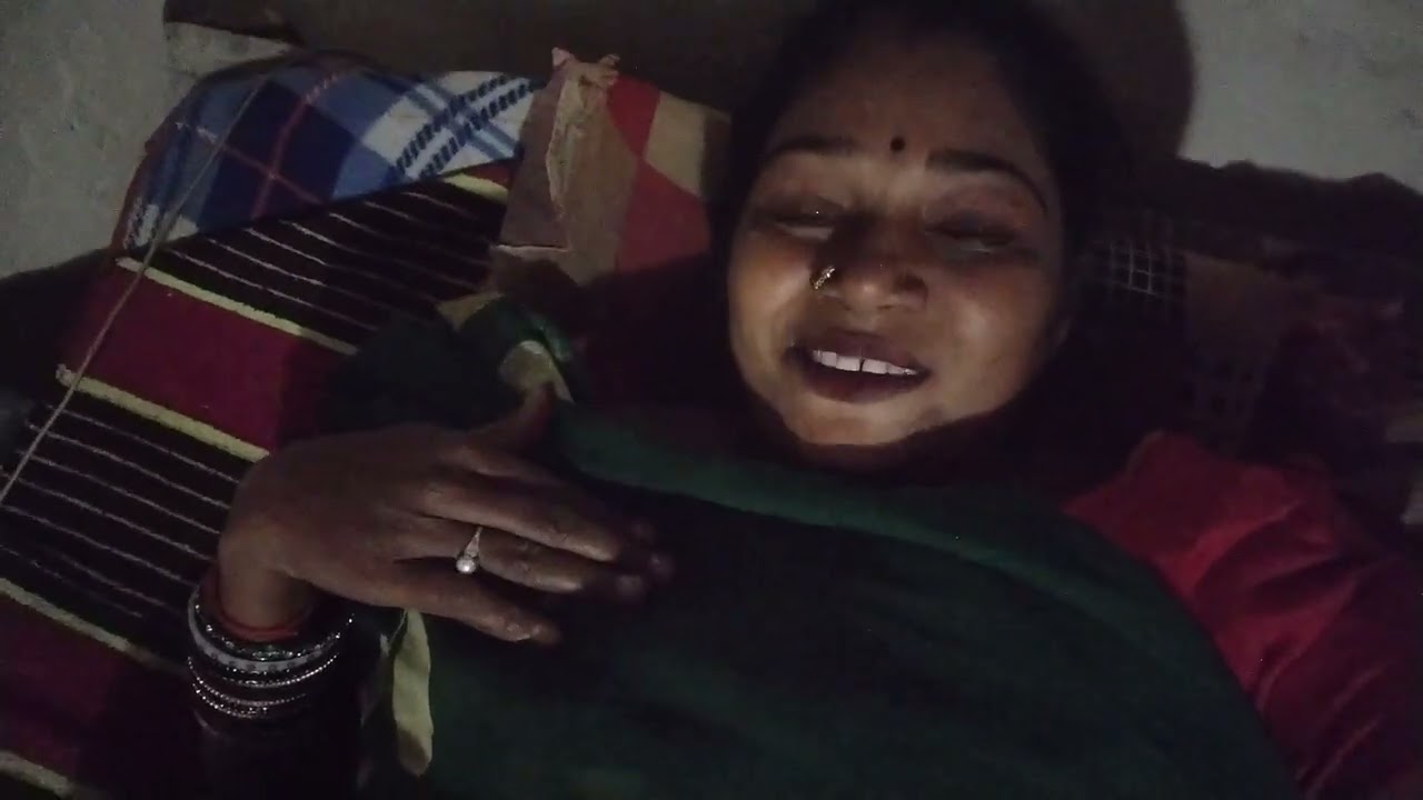मेरे 👍🏻🙏🏻दोस्तों #कुछ तो हाथ 🙏🏻#😭😭😭 में काट लिया# क्या है कुछ समझ में नहीं आ #रहा है